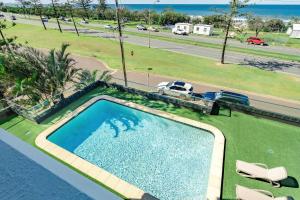 Shara Seaside Oasis - Poolside Living by Alex Beach