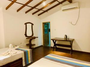 Stone Carving Resort Udawalawa
