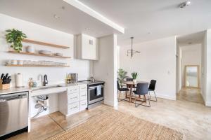 Studio Bliss Dual-Queen Stay in Vibrant Alberta