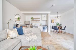 Studio Bliss Dual-Queen Stay in Vibrant Alberta