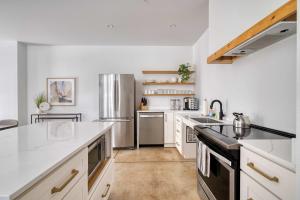 The Artists Oasis on Alberta