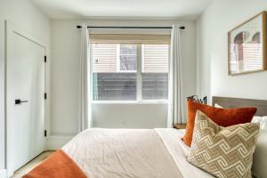 The Artists Oasis on Alberta