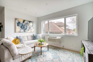 Stay Portland - The Cascadia Retreat - Luxury Home - 90 WalkScore