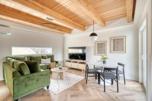 Stay Portland - Alberta Arts District Hideaway - Stylish Townhome