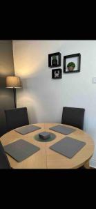 2BR Apt By Eason Stays Short Lets Warrington