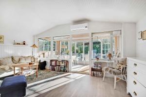 Lovely Cottage In Hals, 250 M To The Beach