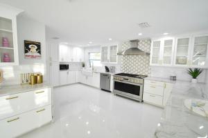 Waterfront l Private Pool l Dock l Sunset Views