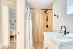 Stay Portland - Budget-Friendly Basement Hideaway - 91 WalkScore