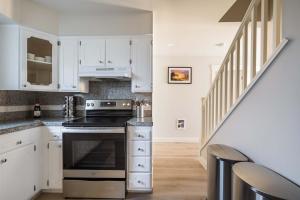 Stay Portland - Luxurious Alphabet District Home - 99 Walk Score