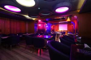 The Whiteglow Premium