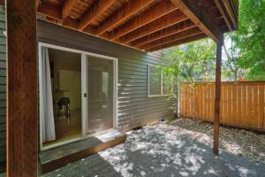 Stay Portland - Peaceful Johns Landing Studio - Near OHSU