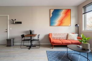 Stay Portland - Retro Modern 1-Bedroom with 90 WalkScore