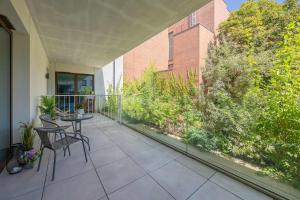 Unique Studio in Lodz with Balcony by Noclegi Renters