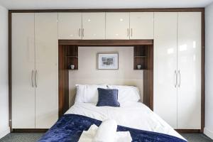 4BR 6Beds 3 Bath Private Parking Garden Kings Cross 25 min & Harry Potter