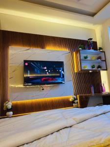 Ghar - near expo mart -cozy stay away from home