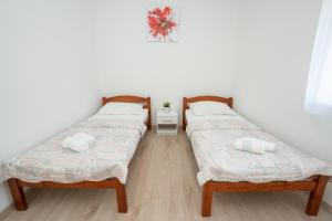 Rosabella Apartments