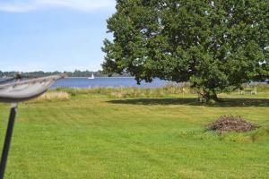 Bright Cozy Summer House Directly By The Fjord