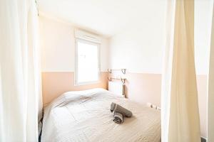 Le petit Montel- studio avec garage-métro Valmy