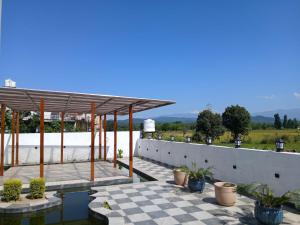 Aarav Hotel