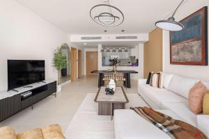 Silkhaus Vacation Homes Elite 1BDR Stay in New Radiant Viewz Tower