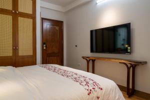 We Have Moved! Please search for Madame Binh Luxury Homestay 5 Yen Ninh