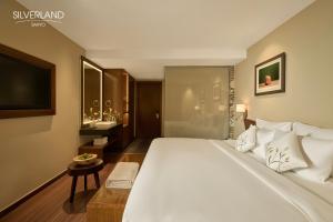 Silverland Sakyo Hotel