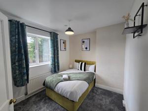 Spacious 3bedroom Apartment-Short and Long Stays-Contractors and Families