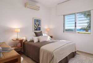 Melon Boutique Seafront Apartment
