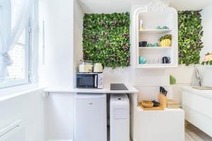 Saint-Nizier Accommodation for two people near Cordeliers