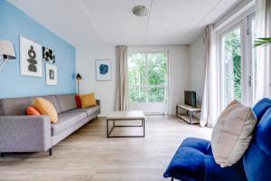 Zonnige luxe bungalow met grote tuin