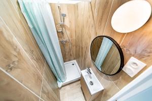 Sleep and go - unusual accommodation - Saint Genis Laval