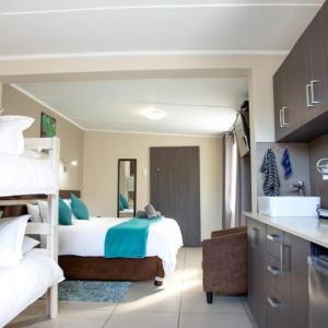 Pinto City Motel East London