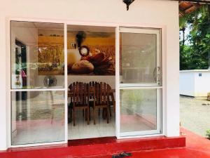 Casual House Thihagoda