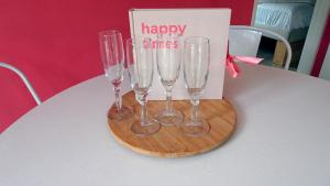 Delightful tropical retreat close to the sea