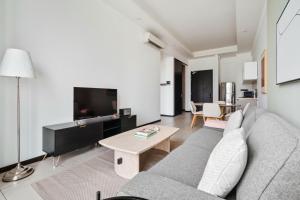 Opus Residence by Blueground KUL-4