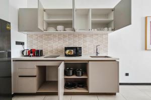 Opus Residence by Blueground KUL-4