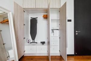 Opus Residence by Blueground KUL-4