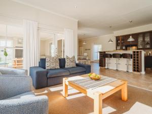 Trafford Cottage on Kingswood Golf Estate