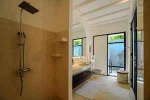 Sehmagi Villa Butler Service & Scenic Rice Views