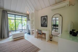 Sehmagi Villa Butler Service & Scenic Rice Views