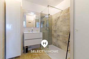 SELECTsoHOME - Appartement face à la mer avec piscine à Bormes-les-mimosas - CAPNAT-C04