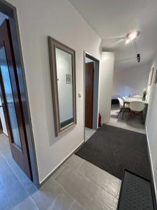 Modern City Apartment for 8 in Hamburg Bramfeld