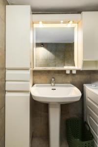 Andromeda by halu! - Cozy 2-bedroom apartment