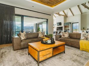 40 Ridge Drive, Kingswood Golf Estate