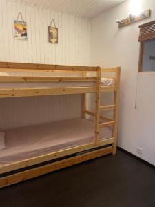 Panoramic Mountain View Apt, 65m2 with Parking, 6 guests