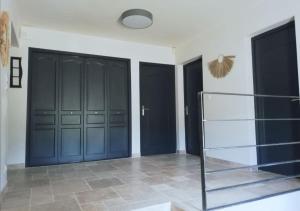 Spacieuse Villa au milieu des Vignes