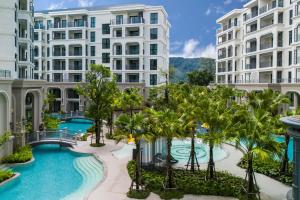 The Legenda Bang Tao