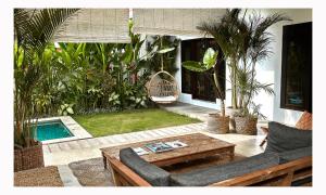 The Laut Bali- Design Villa Rice Field View Pool