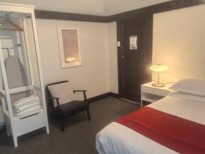 Globe Apartments