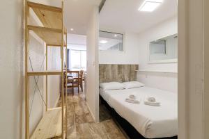 Stylish and Central Cannes 1 bed Apt